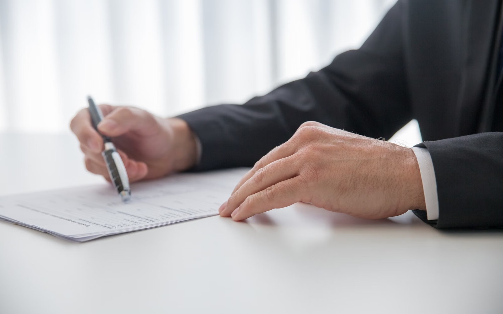 How to Spot a Lowball Offer